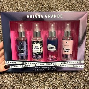 Ariana Grande perfume set